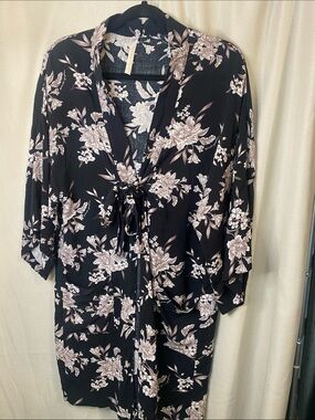 Spiritual Gangster Black Floral Tie-Front Tunic